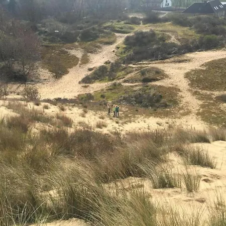 In Near Sandy Shores, Cleaning Included Lägenhet